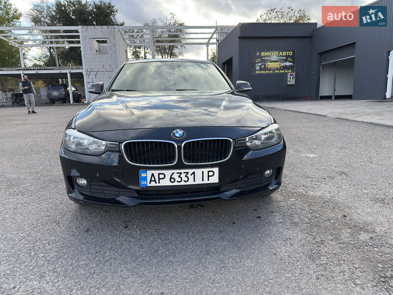 Седан BMW 3 Series 2013 в Запорожье