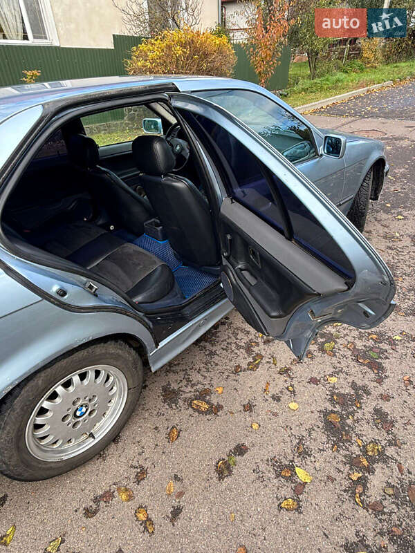 Седан BMW 3 Series 1991 в Ужгороде фото 7 Седан BMW 3 Series 1991 в Ужгороде
