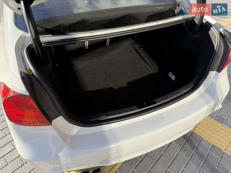Седан BMW 3 Series 2014 в Вінниці