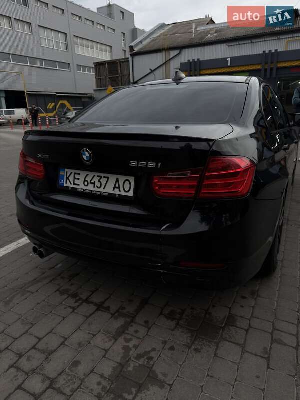 Седан BMW 3 Series 2012 в Харькове