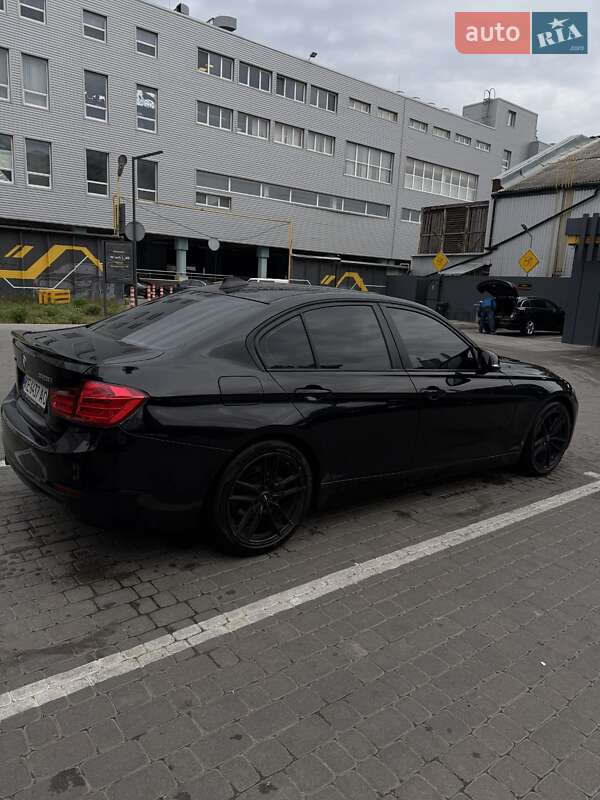Седан BMW 3 Series 2012 в Харькове