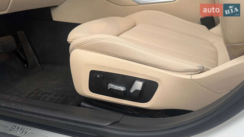 Седан BMW 3 Series 2019 в Черноморске