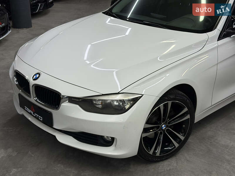 Седан BMW 3 Series 2012 в Одессе