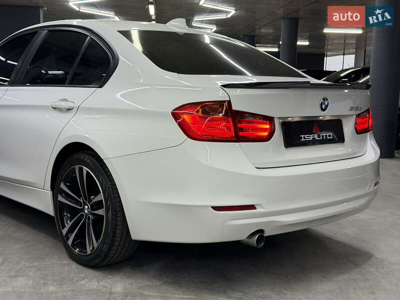 Седан BMW 3 Series 2012 в Одессе