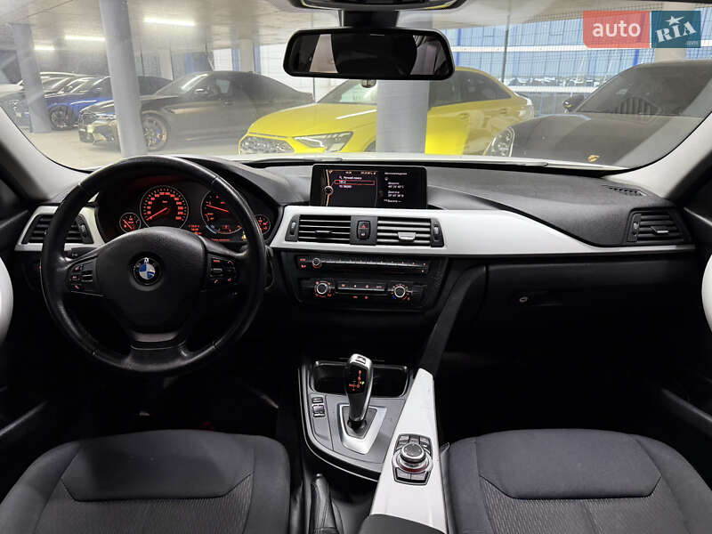 Седан BMW 3 Series 2012 в Одессе