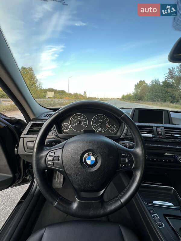 Седан BMW 3 Series 2013 в Житомирі фото 26 Седан BMW 3 Series 2013 в Житомирі