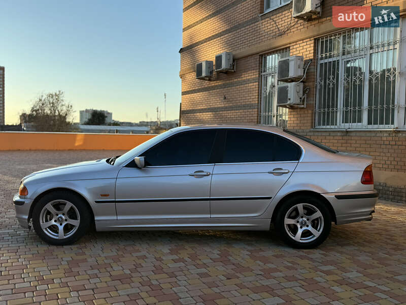 Седан BMW 3 Series 1999 в Одессе