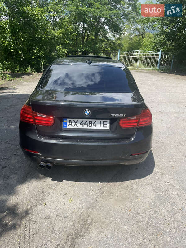 Седан BMW 3 Series 2014 в Харькове