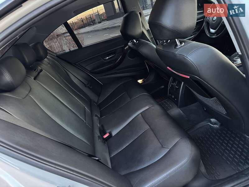 Седан BMW 3 Series 2015 в Киеве фото 18 Седан BMW 3 Series 2015 в Киеве