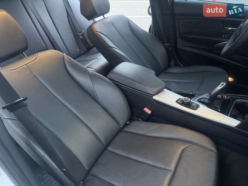 Седан BMW 3 Series 2013 в Киеве фото 23 Седан BMW 3 Series 2013 в Киеве