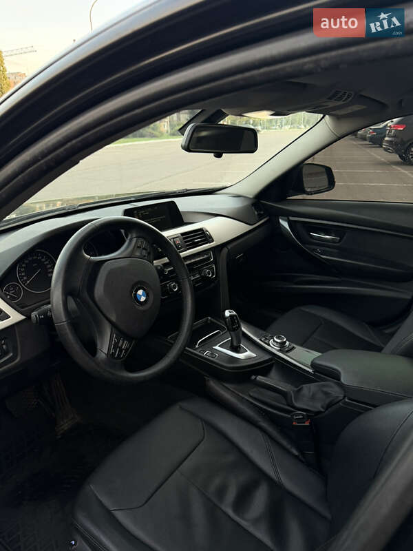 Седан BMW 3 Series 2017 в Кременчуге фото 6 Седан BMW 3 Series 2017 в Кременчуге