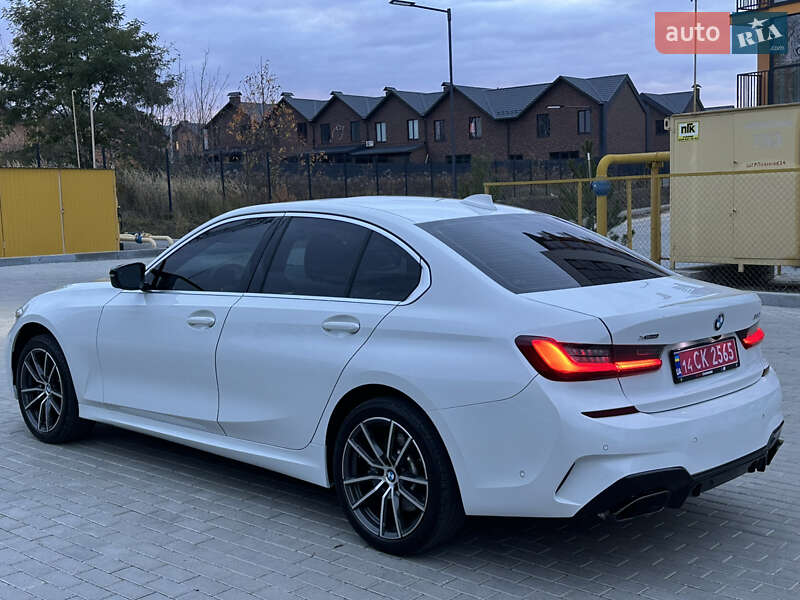Седан BMW 3 Series 2022 в Виннице