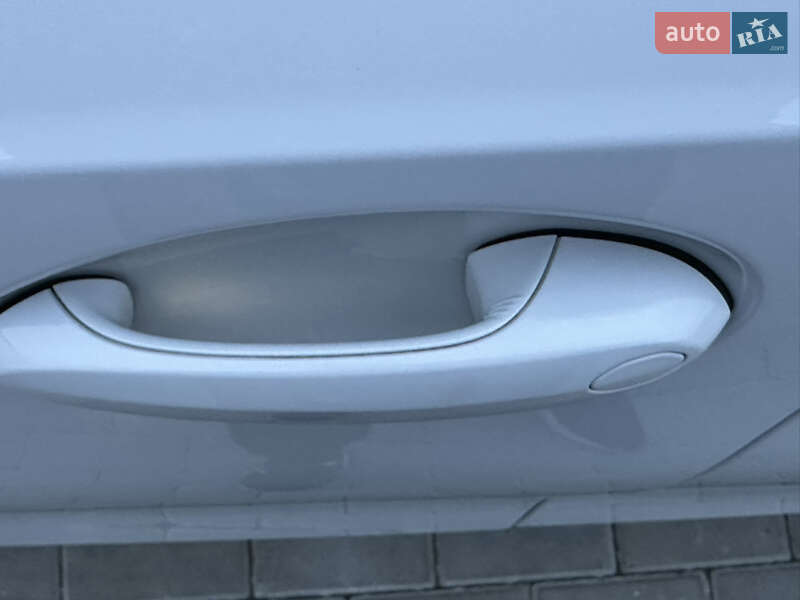 Седан BMW 3 Series 2022 в Виннице