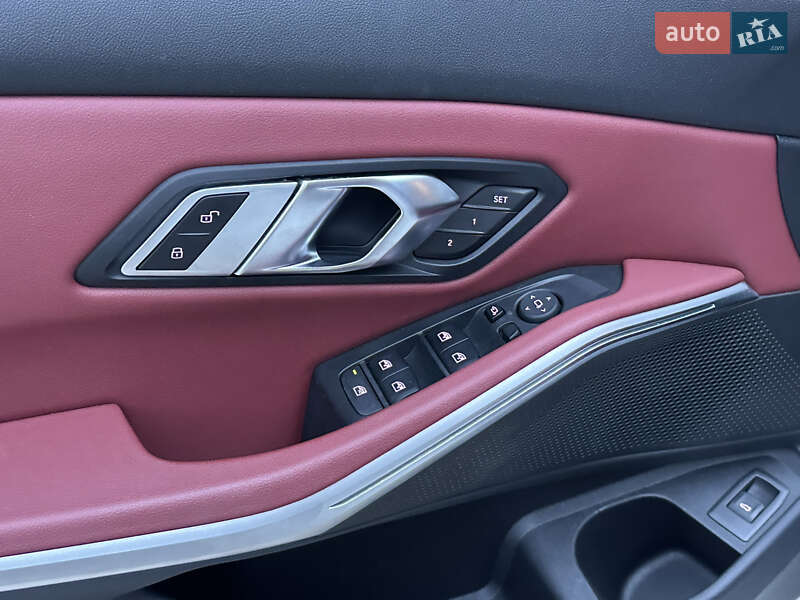 Седан BMW 3 Series 2022 в Виннице