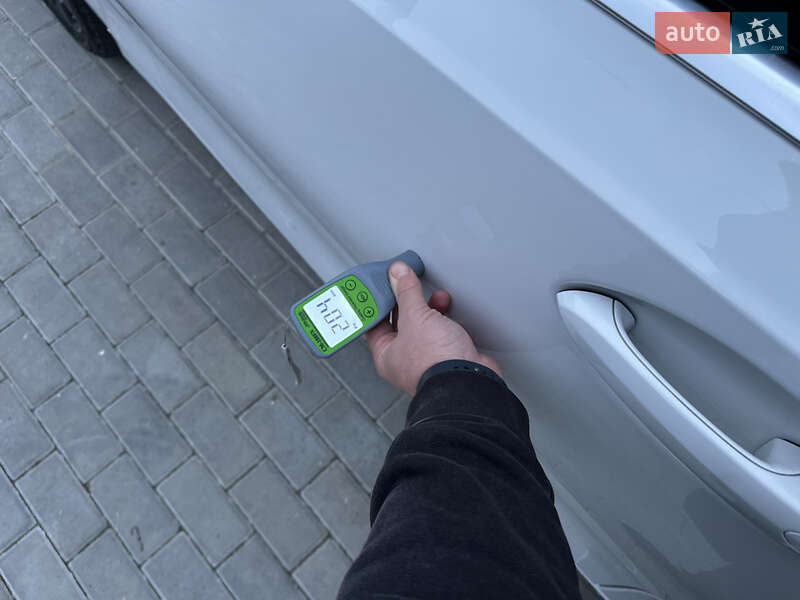 Седан BMW 3 Series 2022 в Виннице