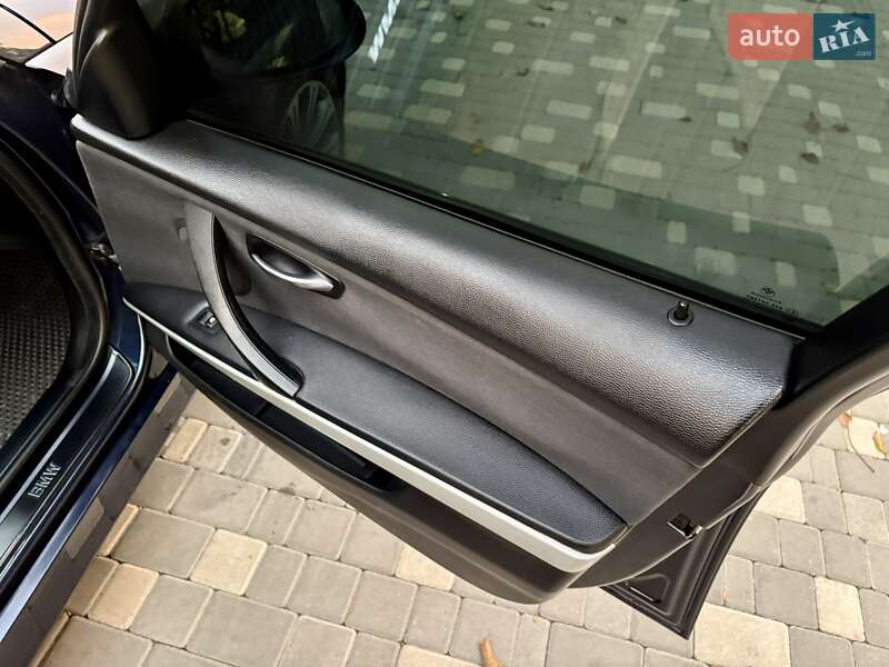 Седан BMW 3 Series 2005 в Одессе фото 40 Седан BMW 3 Series 2005 в Одессе