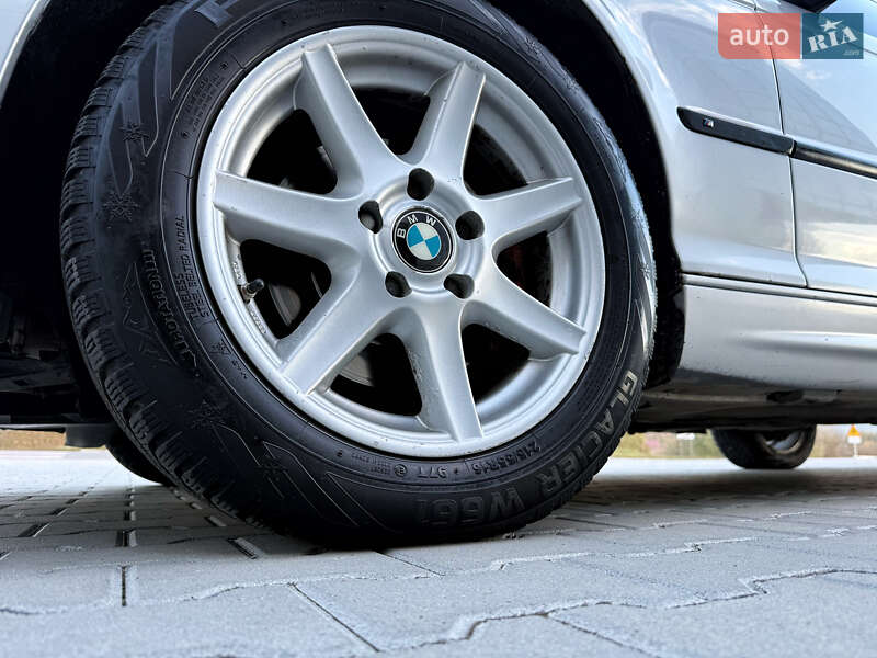 Универсал BMW 3 Series 2003 в Черновцах