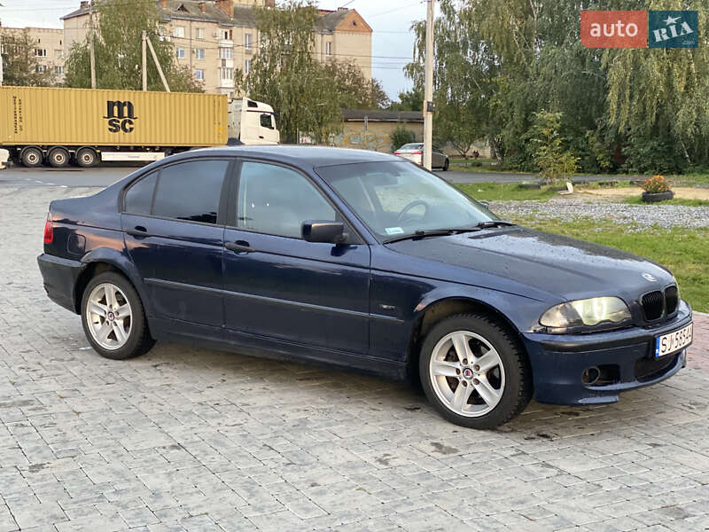 Седан BMW 3 Series 2004 в Ровно