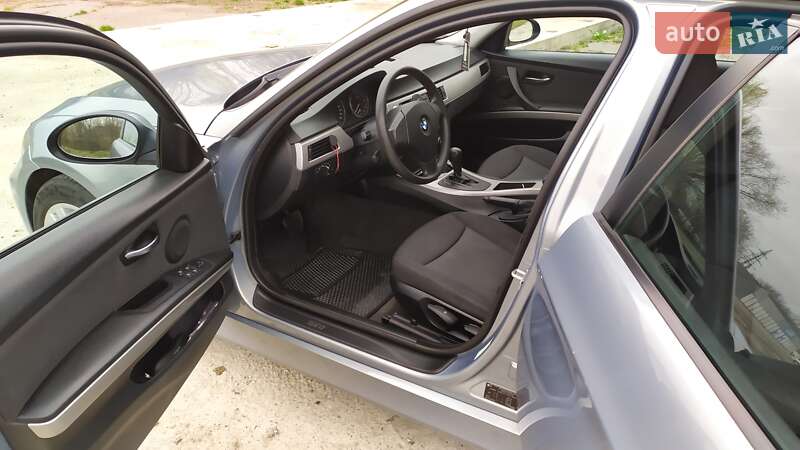 Седан BMW 3 Series 2006 в Черновцах фото 17 Седан BMW 3 Series 2006 в Черновцах