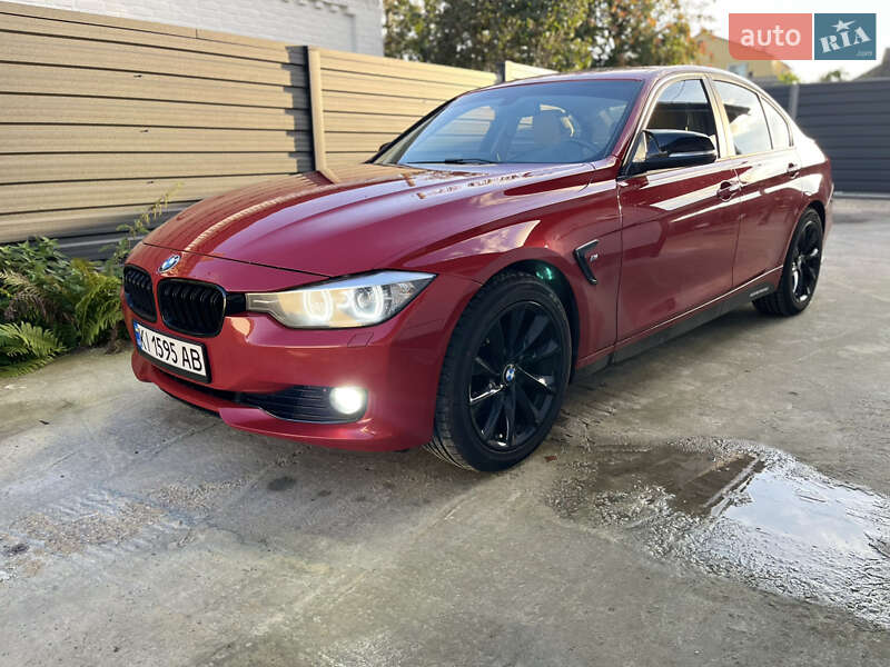 Седан BMW 3 Series 2012 в Белой Церкви