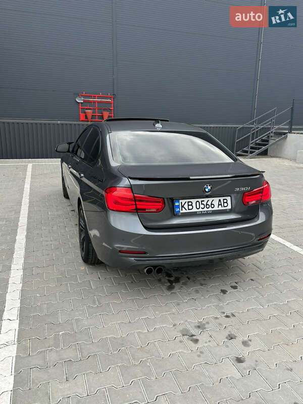 Седан BMW 3 Series 2017 в Виннице фото 16 Седан BMW 3 Series 2017 в Виннице