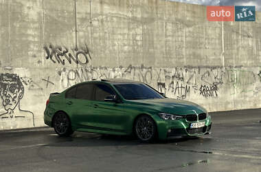 Седан BMW 3 Series 2015 в Львове