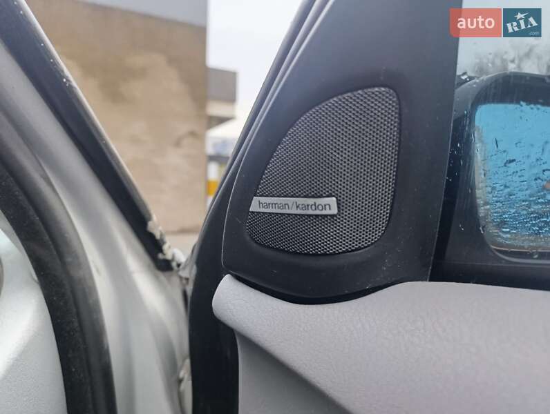 Седан BMW 3 Series 2002 в Каменском