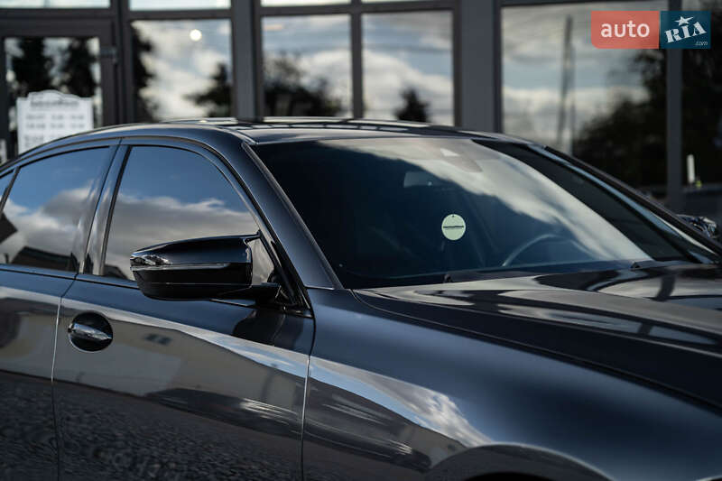 Седан BMW 3 Series 2019 в Черновцах