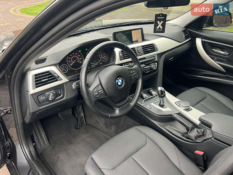 Седан BMW 3 Series 2017 в Косове