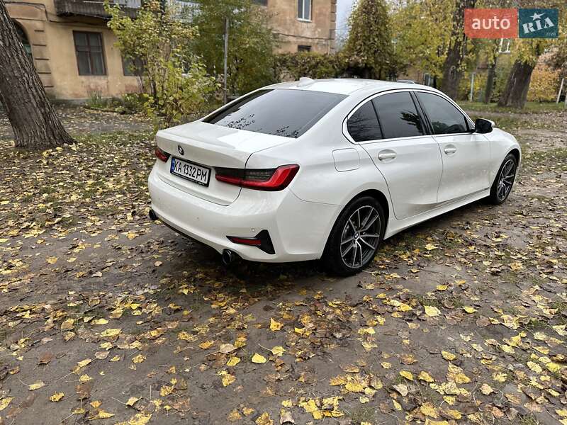 Седан BMW 3 Series 2022 в Києві фото 5 Седан BMW 3 Series 2022 в Києві