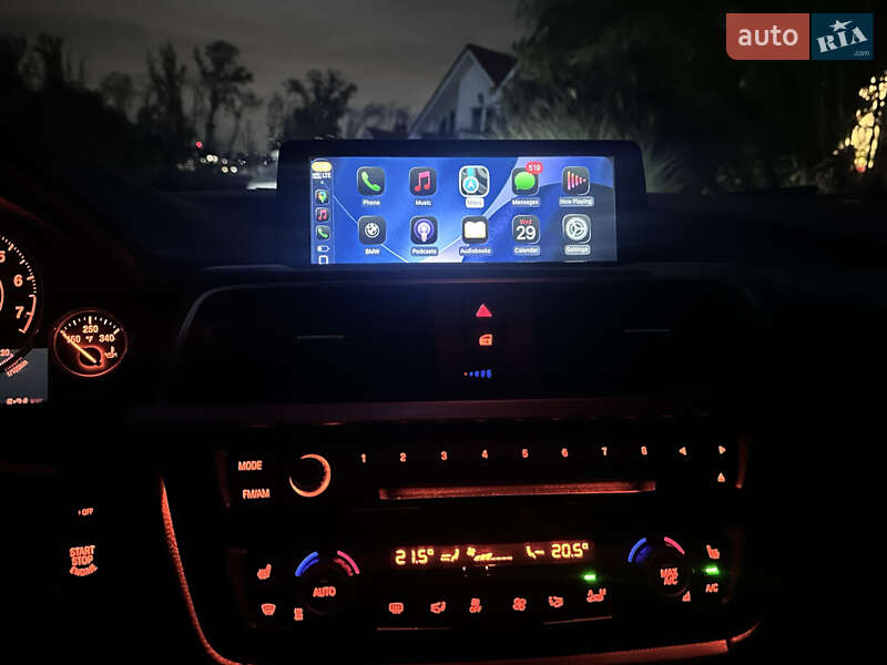 Седан BMW 3 Series 2016 в Киеве