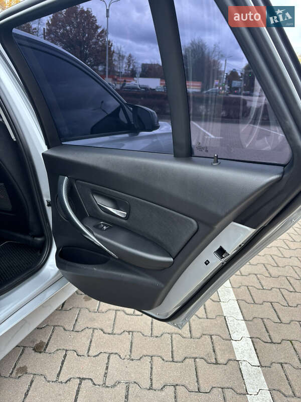 Універсал BMW 3 Series 2017 в Житомирі