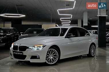 Седан BMW 3 Series 2014 в Миколаєві