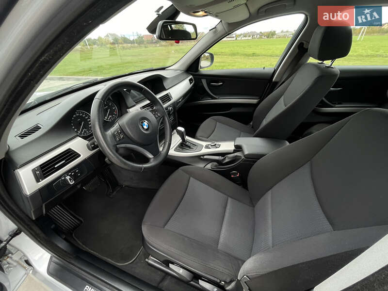 Универсал BMW 3 Series 2010 в Ровно фото 52 Универсал BMW 3 Series 2010 в Ровно