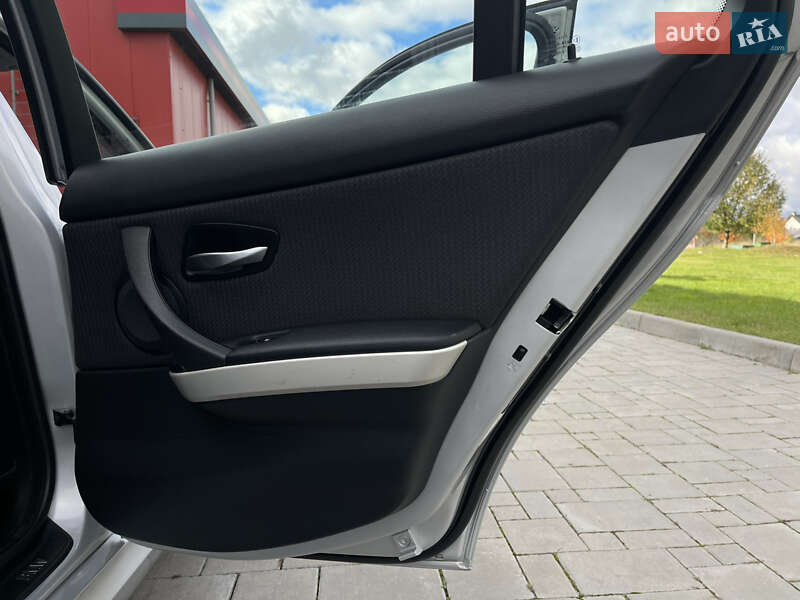 Универсал BMW 3 Series 2010 в Ровно фото 83 Универсал BMW 3 Series 2010 в Ровно