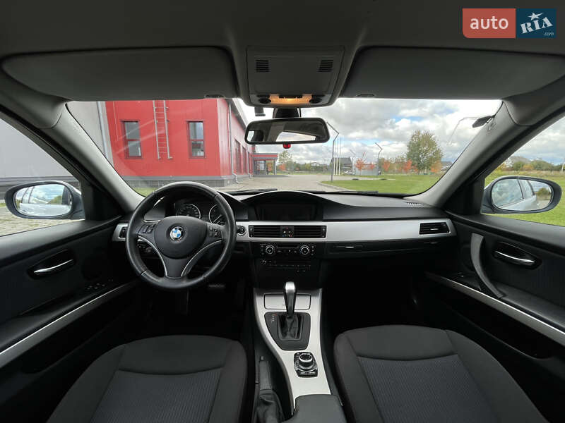 Универсал BMW 3 Series 2010 в Ровно фото 87 Универсал BMW 3 Series 2010 в Ровно