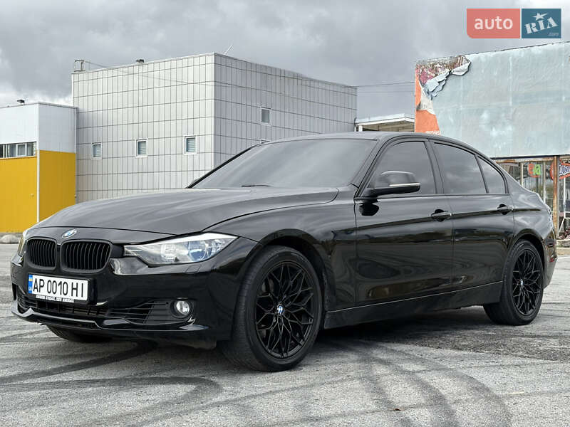 Седан BMW 3 Series 2013 в Запорожье