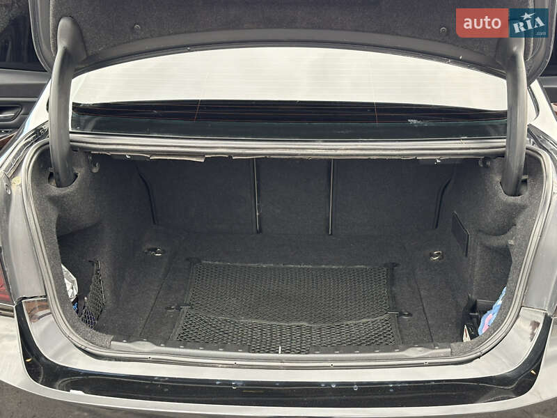 Седан BMW 3 Series 2013 в Запорожье