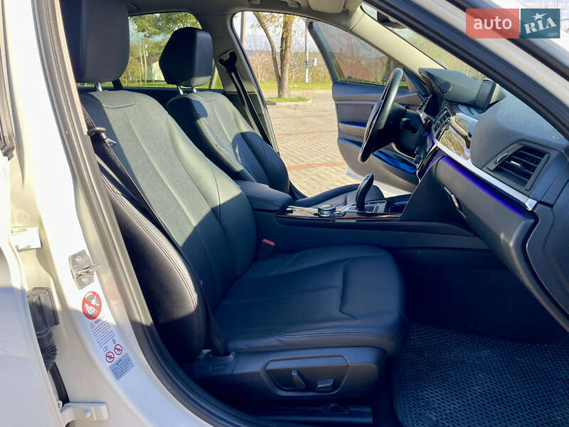 Седан BMW 3 Series 2014 в Львове
