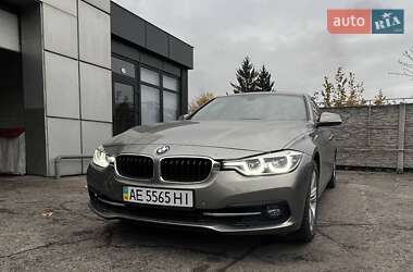 Седан BMW 3 Series 2016 в Дніпрі