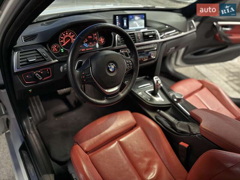 Седан BMW 3 Series 2018 в Дніпрі