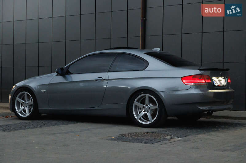 Купе BMW 3 Series 2007 в Дубно