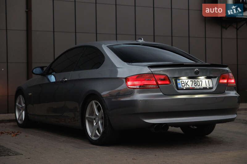 Купе BMW 3 Series 2007 в Дубно