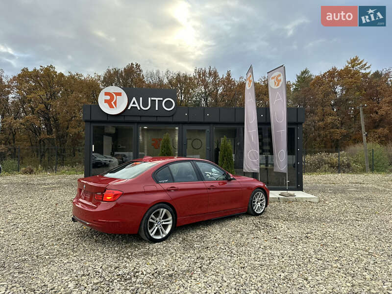 Седан BMW 3 Series 2013 в Львові