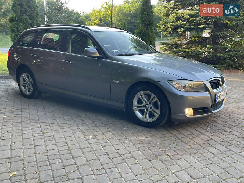 Универсал BMW 3 Series 2010 в Львове