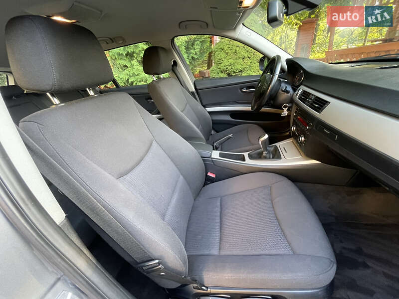 Универсал BMW 3 Series 2010 в Львове