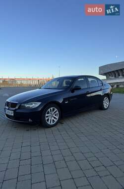 Седан BMW 3 Series 2007 в Львове