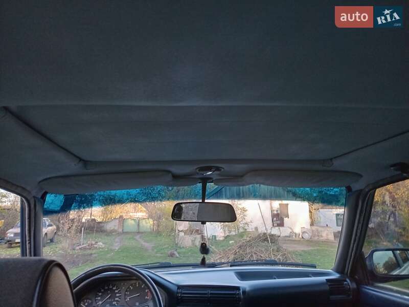 Седан BMW 3 Series 1985 в Снигиревке