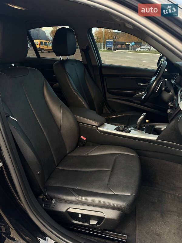 Седан BMW 3 Series 2012 в Житомире