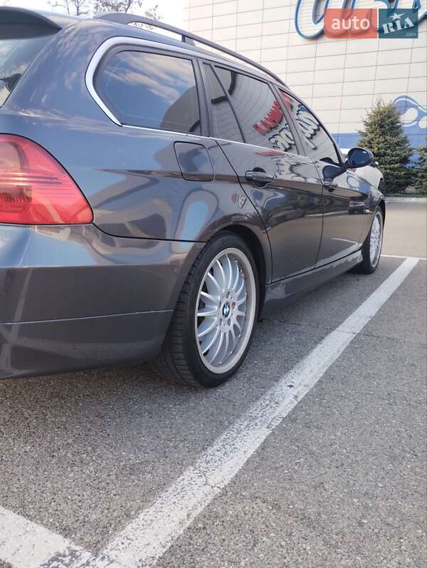 Универсал BMW 3 Series 2006 в Броварах фото 9 Универсал BMW 3 Series 2006 в Броварах